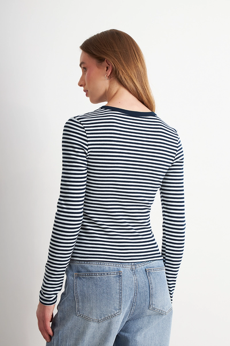POLERA RAYAS MANGA LARGA AZUL MARINO NICOPOLY - 4