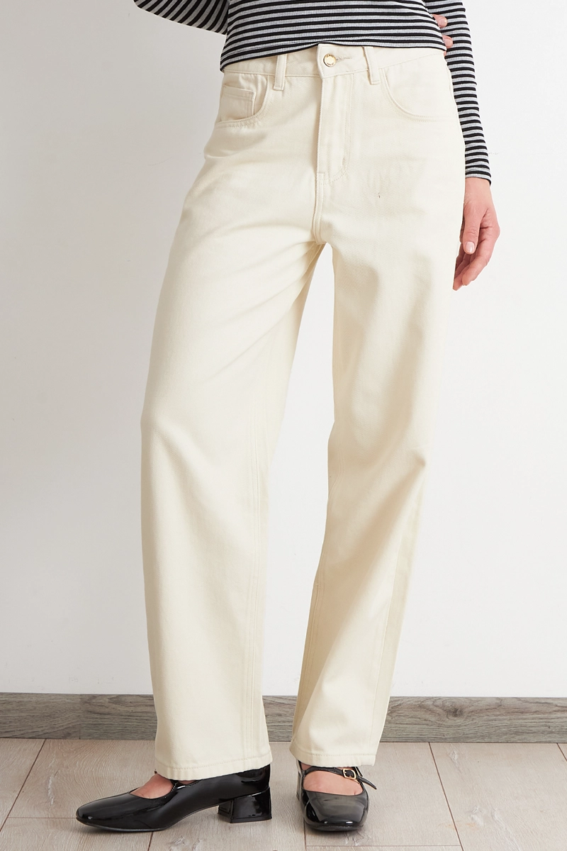 JEANS RECTOS TIRO ALTO BLANCO NICOPOLY - 1