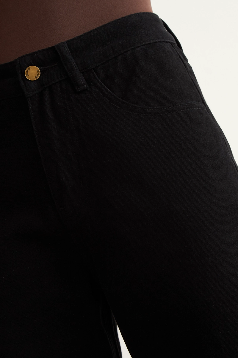 JEANS RECTOS TIRO ALTO NEGRO	 NICOPOLY - 6