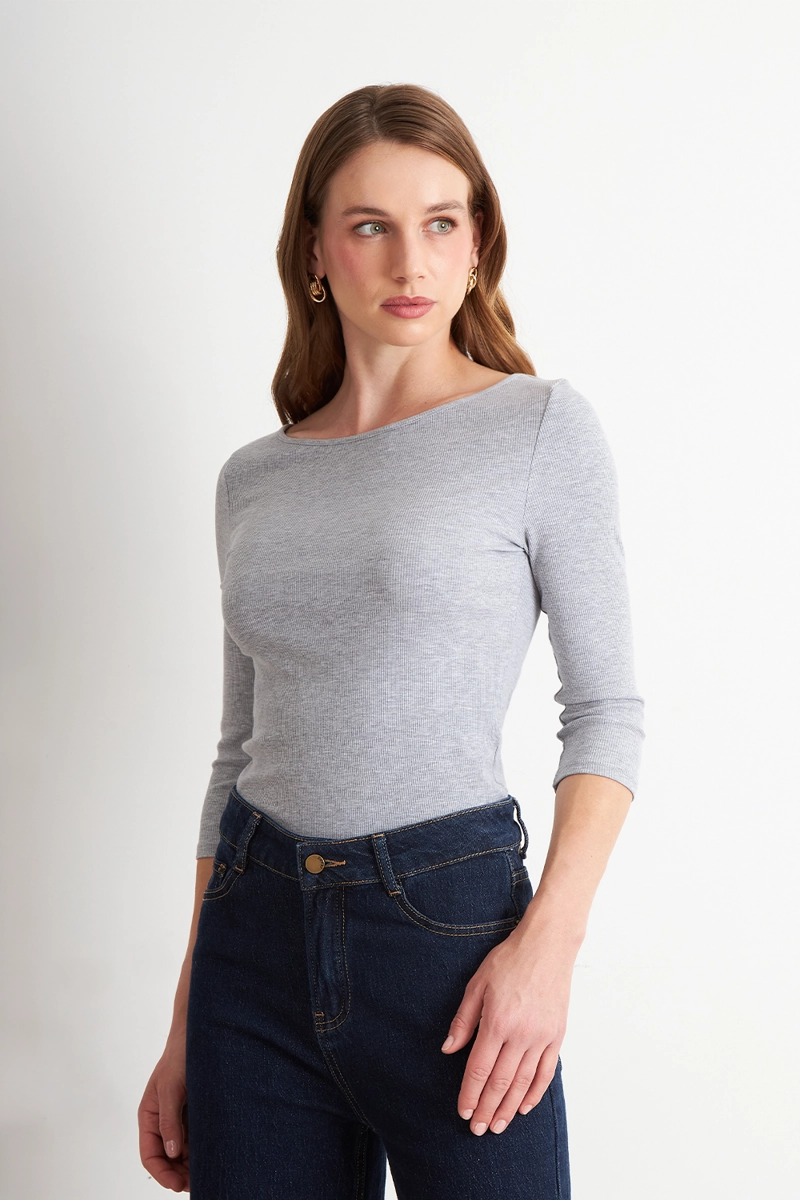 POLERA MANGA 3/4 CUELLO BOTE GRIS NICOPOLY - 3