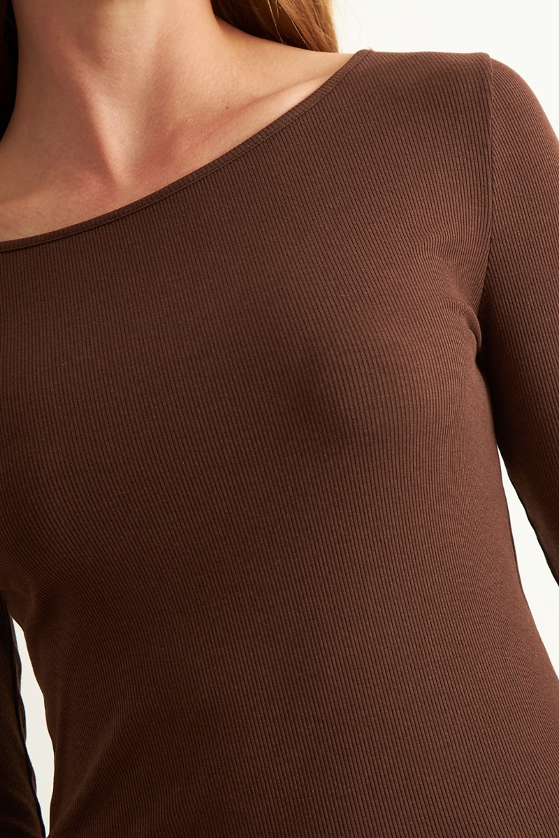 POLERA MANGA 3/4 CUELLO BOTE CAFE  NICOPOLY - 6