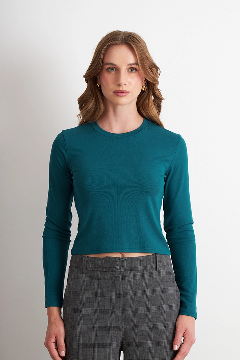 POLERA MANGA LARGA CROP VERDE PETROLEO MUJER NICOPOLY - 1