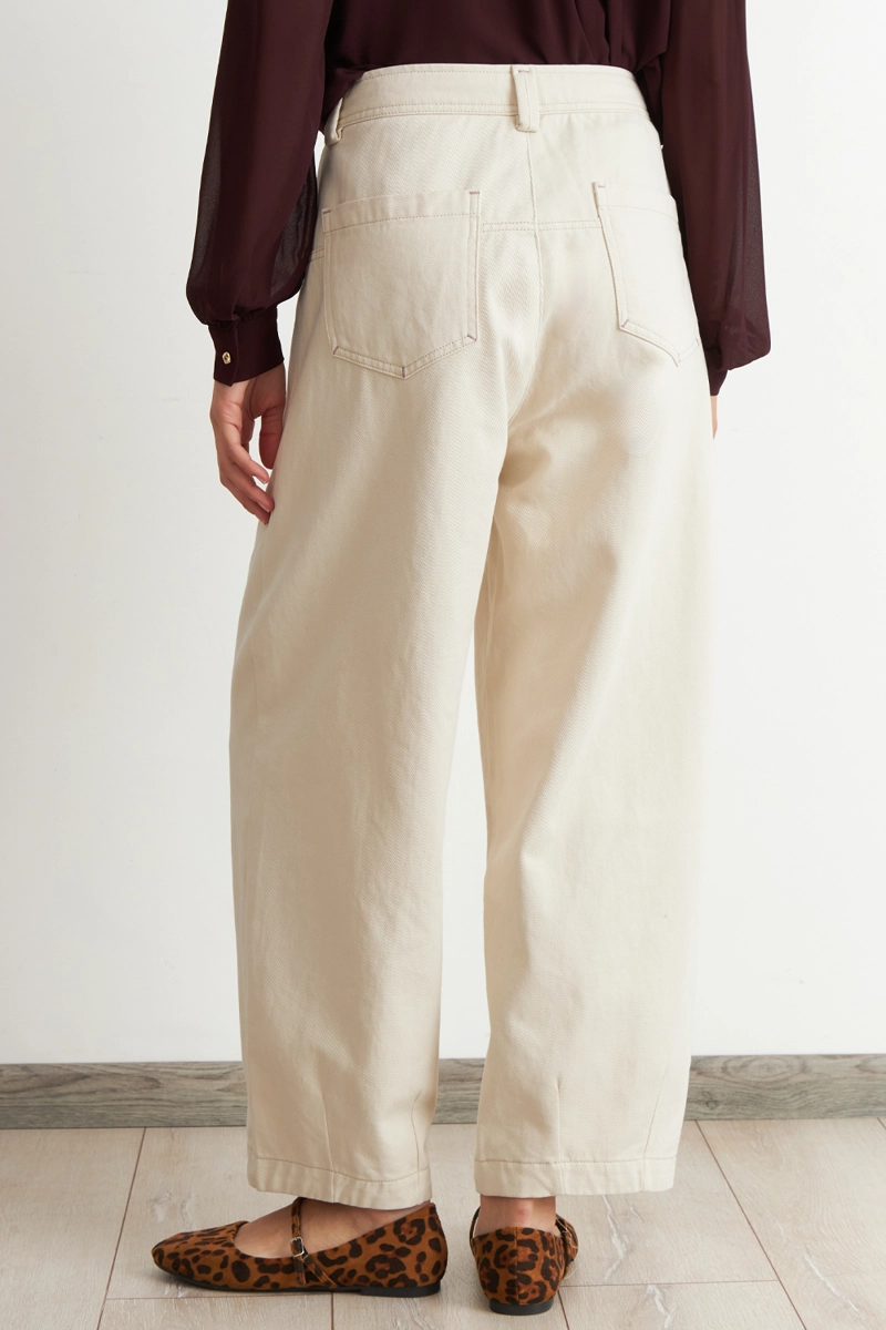 JEANS CORTE BARREL BLANCO NICOPOLY - 4