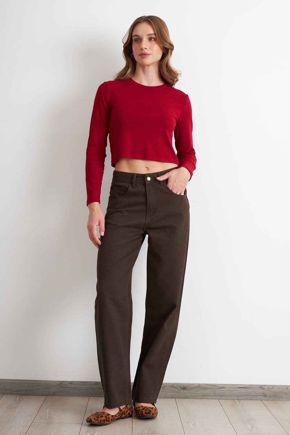 JEANS RECTOS TIRO ALTO CAFE  NICOPOLY - 2