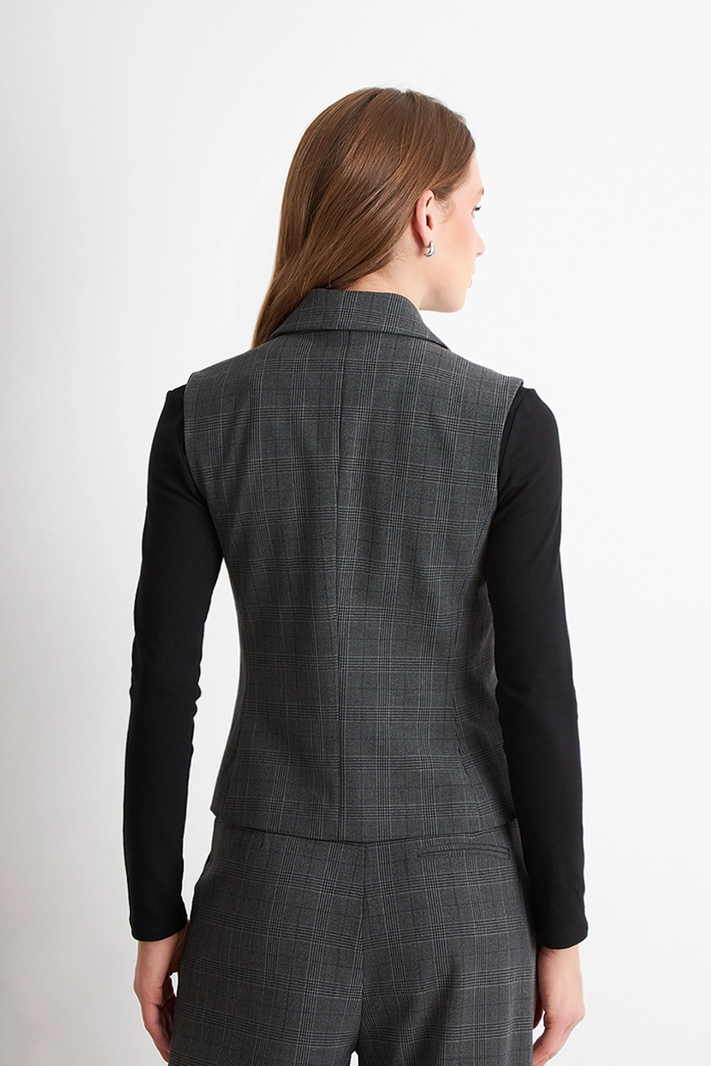 BLAZER CRUZADO SIN MANGAS GRIS NICOPOLY - 4