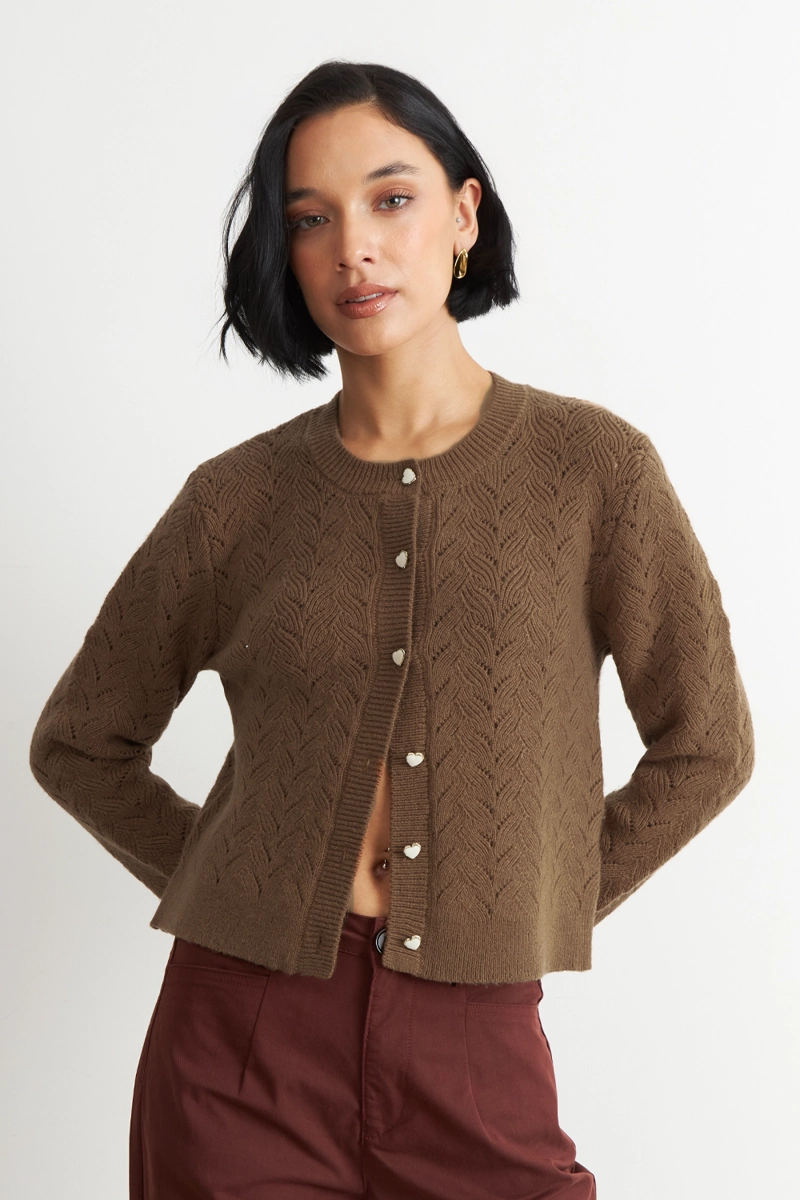 CARDIGAN CALADO CUELLO REDONDO CAFE  NICOPOLY - 5