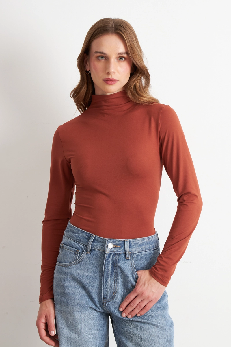 POLERA MANGA LARGA CUELLO ALTO OXIDO NICOPOLY - 5
