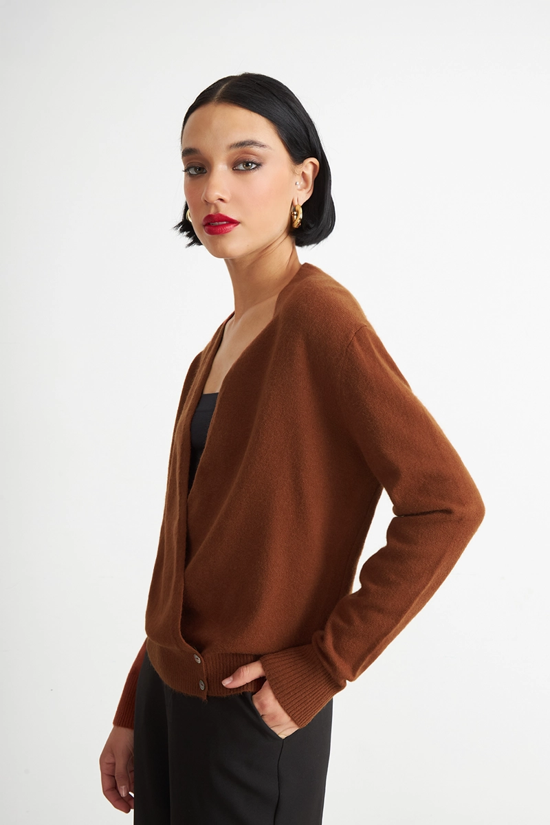 SWEATER CRUZADO CON BOTONES OXIDO NICOPOLY - 3