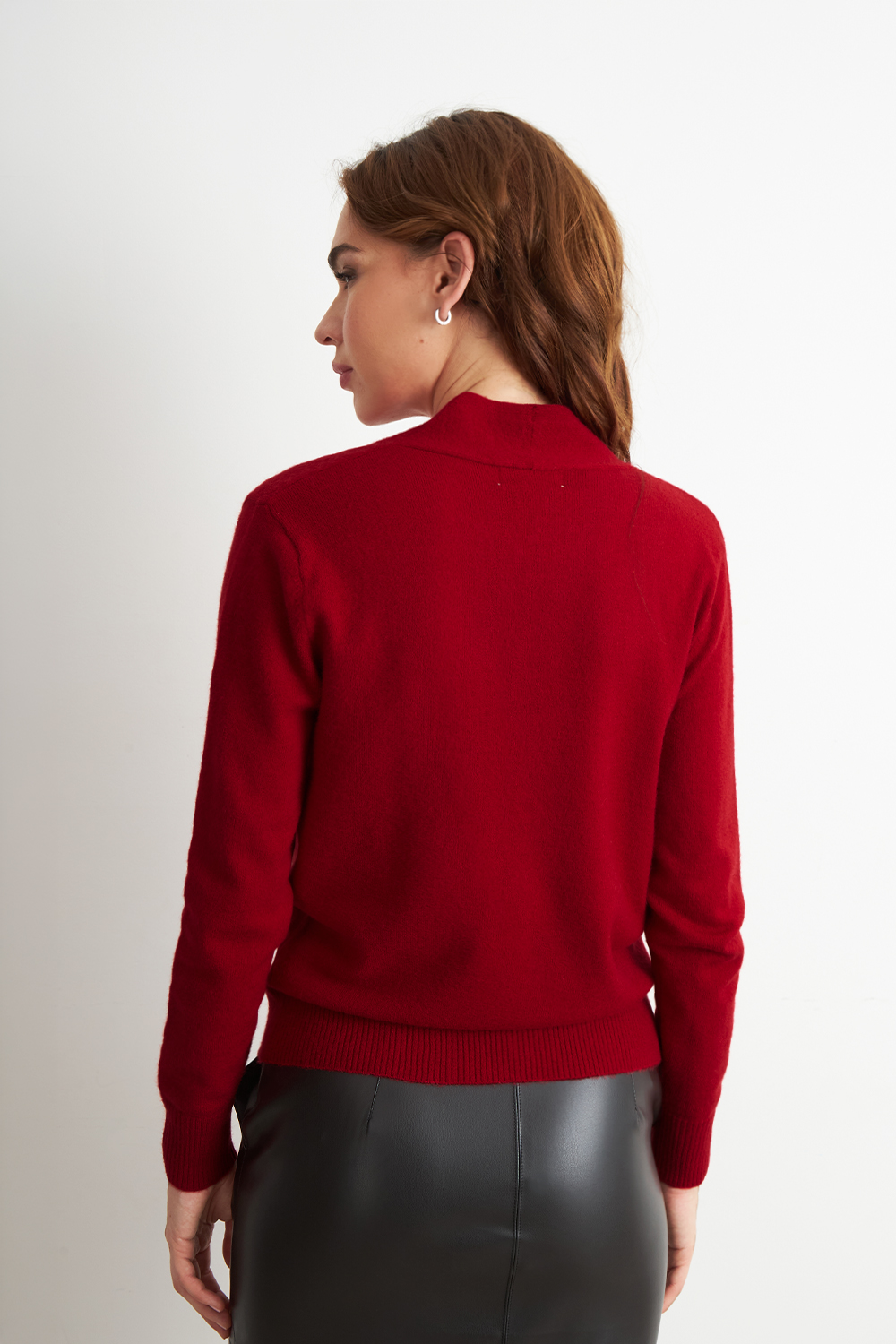 SWEATER CRUZADO CON BOTONES ROJO NICOPOLY - 4