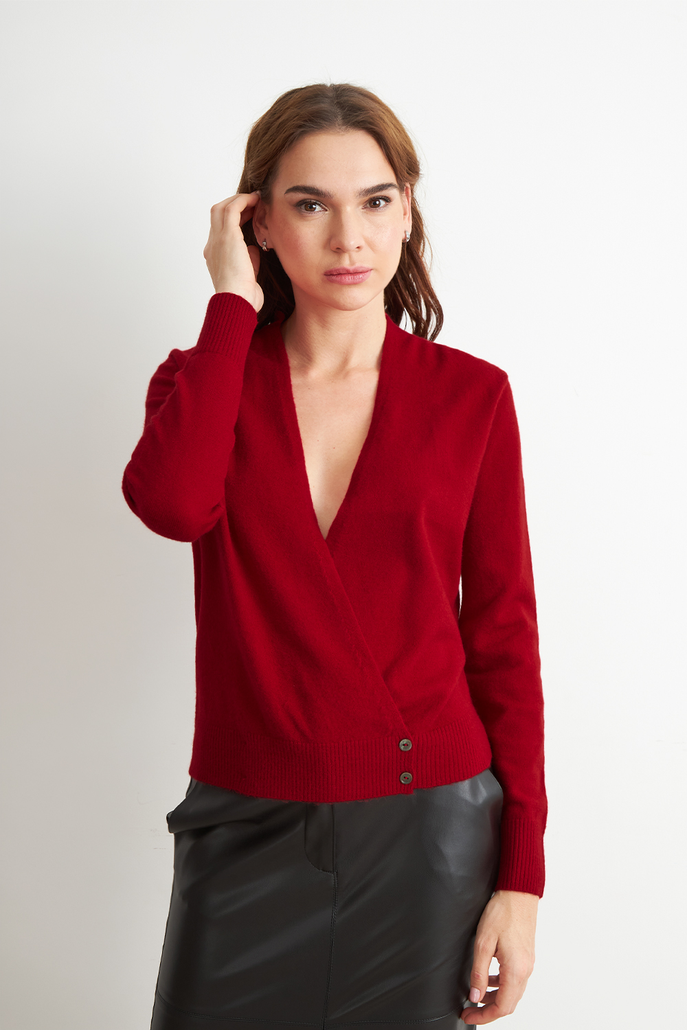 SWEATER CRUZADO CON BOTONES ROJO NICOPOLY - 5