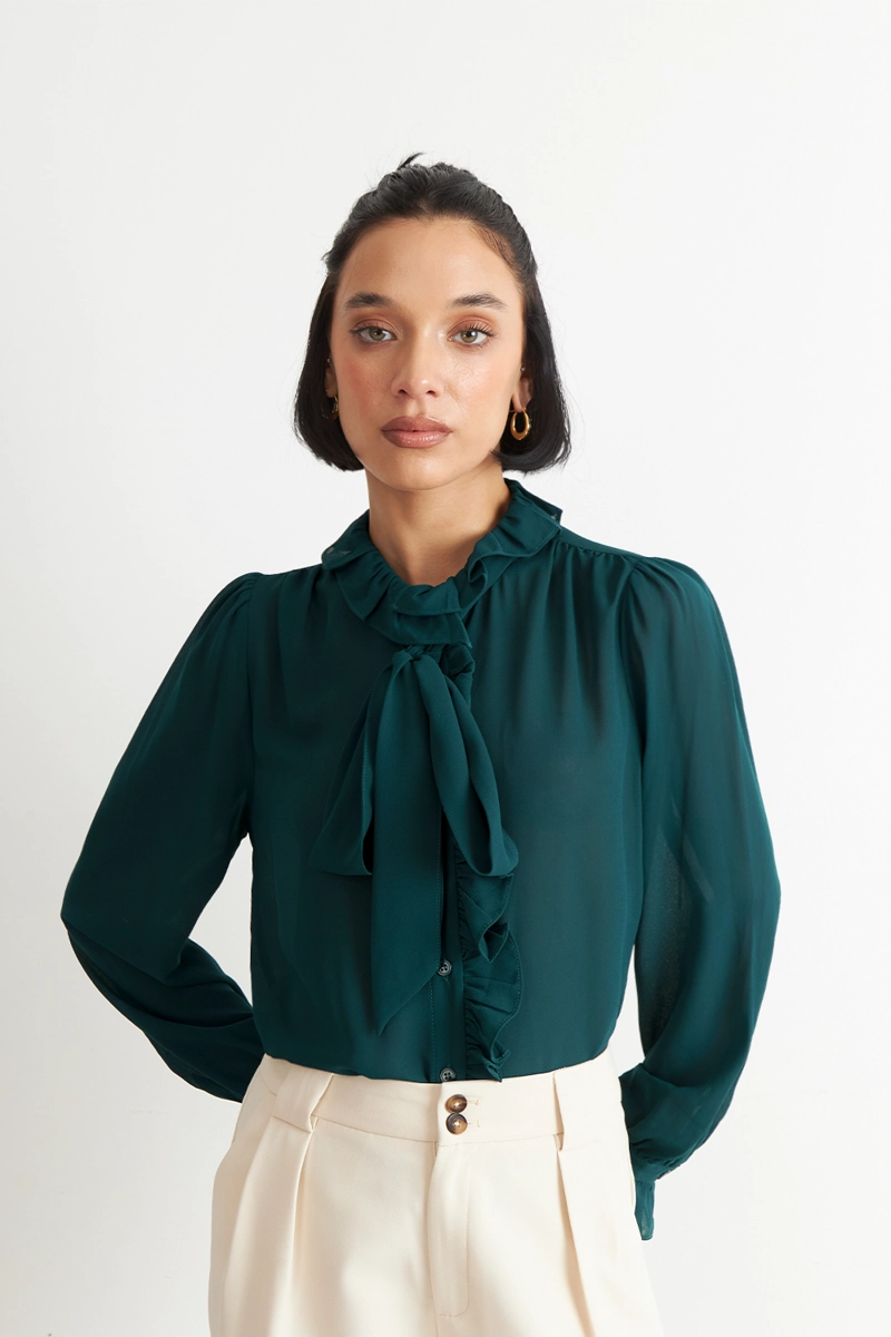 BLUSA CORBATIN Y VUELOS VERDE AZULADO NICOPOLY - 1