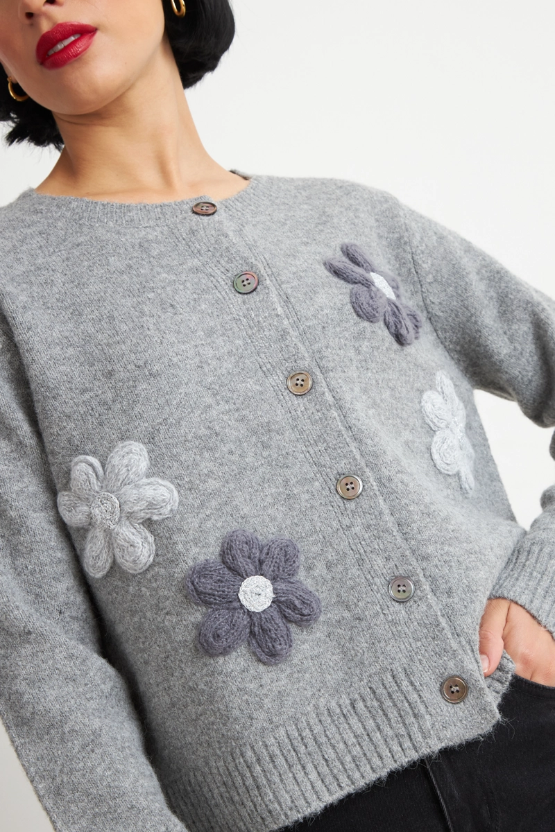 CARDIGAN FLORES TEJIDAS GRIS NICOPOLY - 6