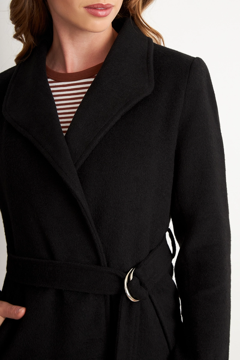 ABRIGO MUJER NICOPOLY CON CINTURON HEBILLA METALICA NEGRO - 6