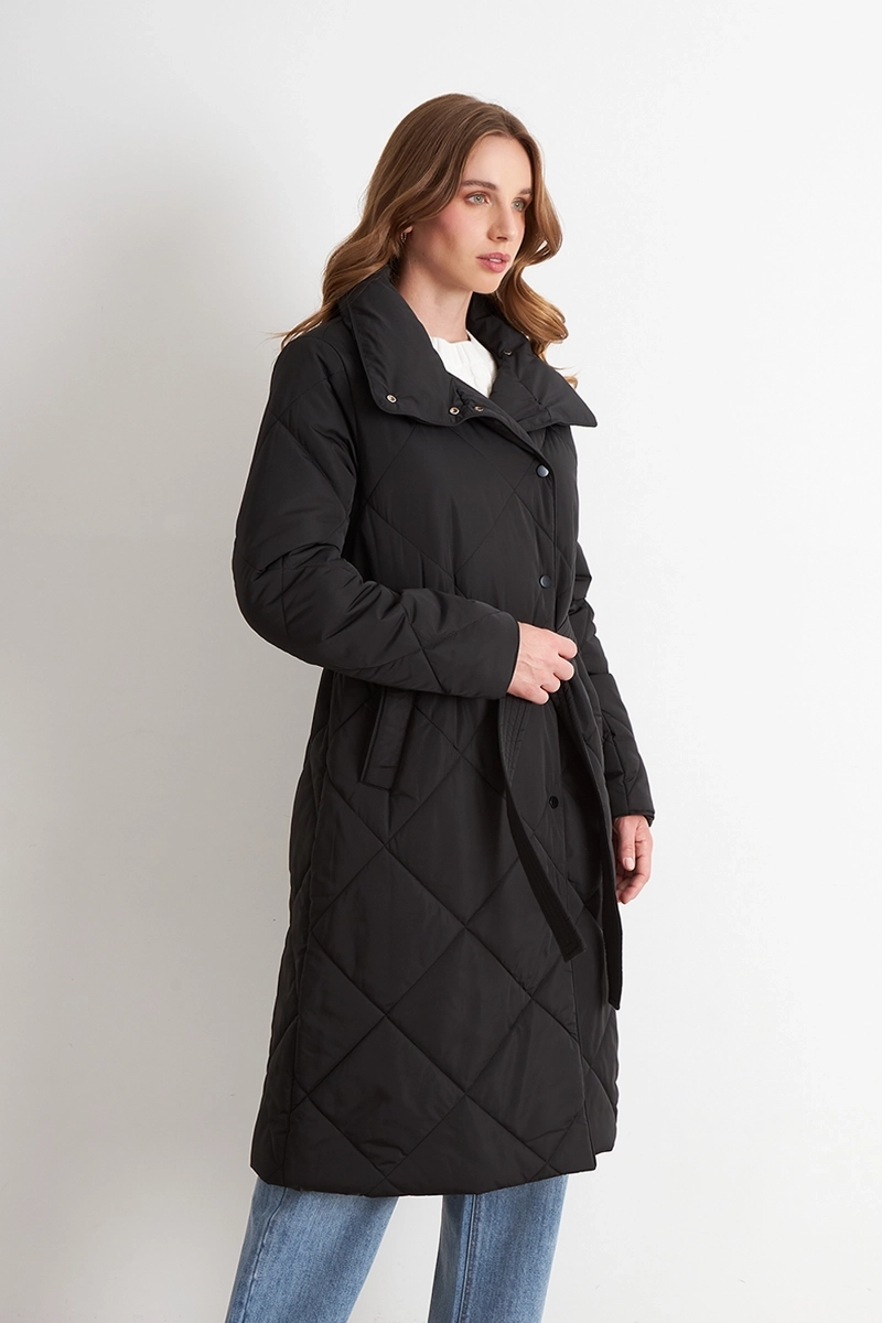 PARKA ACOLCHADA CON CINTURON LAZO NEGRO NICOPOLY - 3