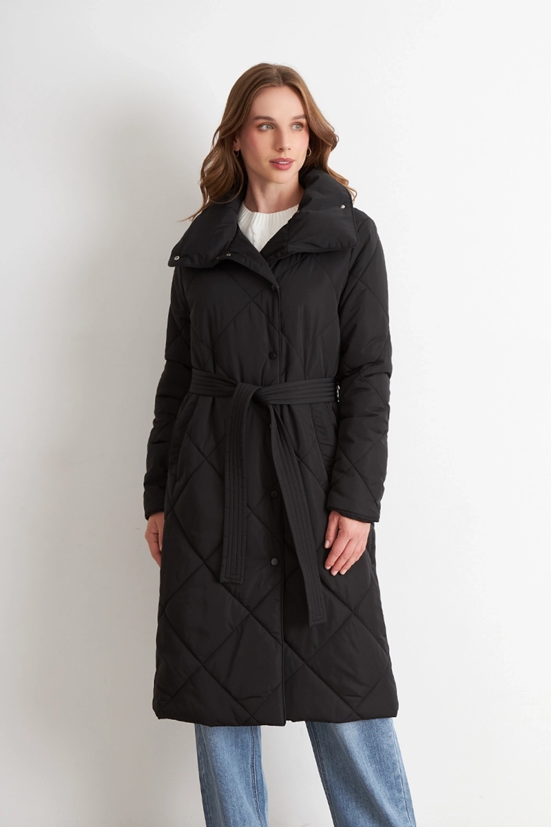 PARKA ACOLCHADA CON CINTURON LAZO NEGRO NICOPOLY - 5