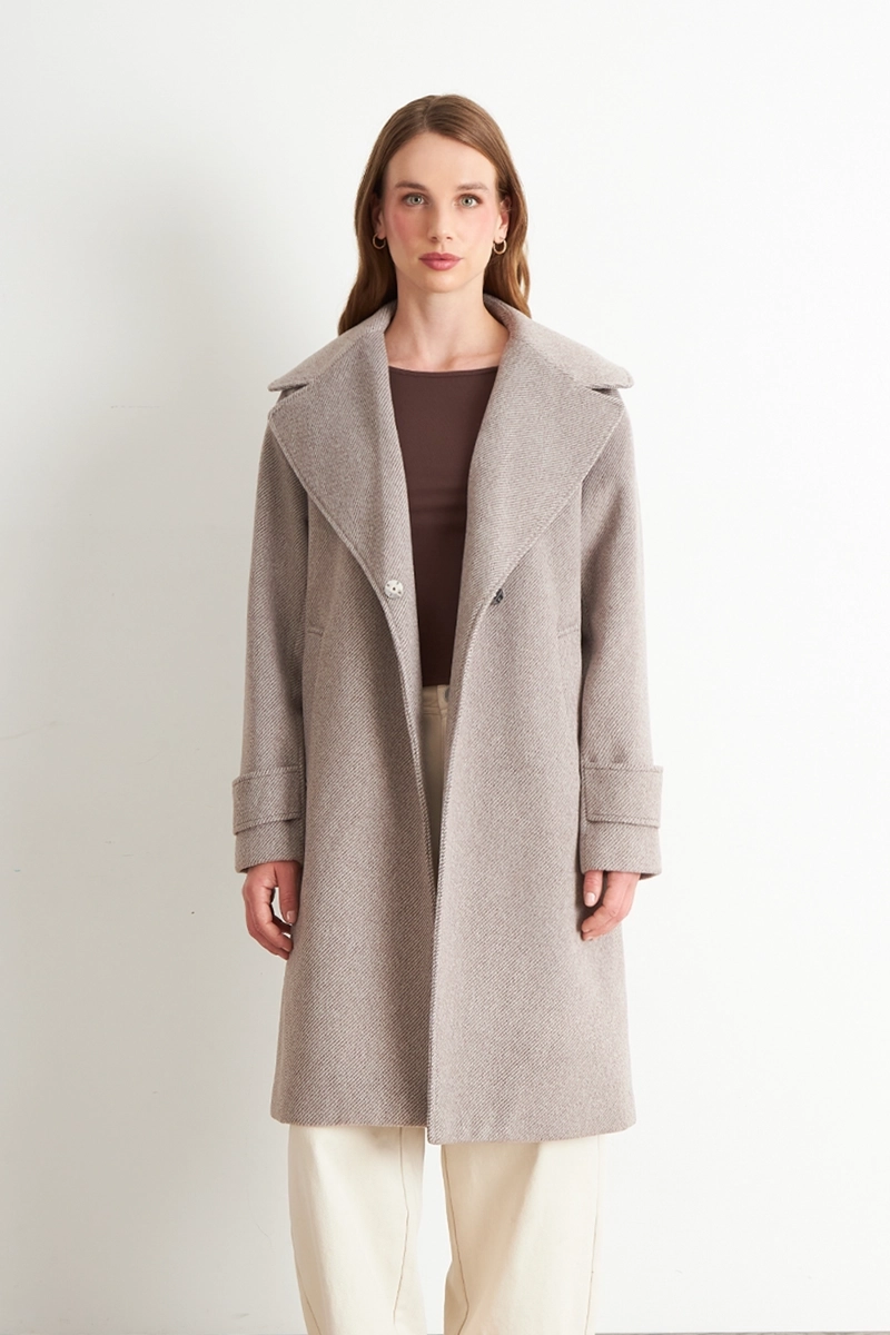 ABRIGO LANILLA CON SOLAPA KHAKI NICOPOLY - 1