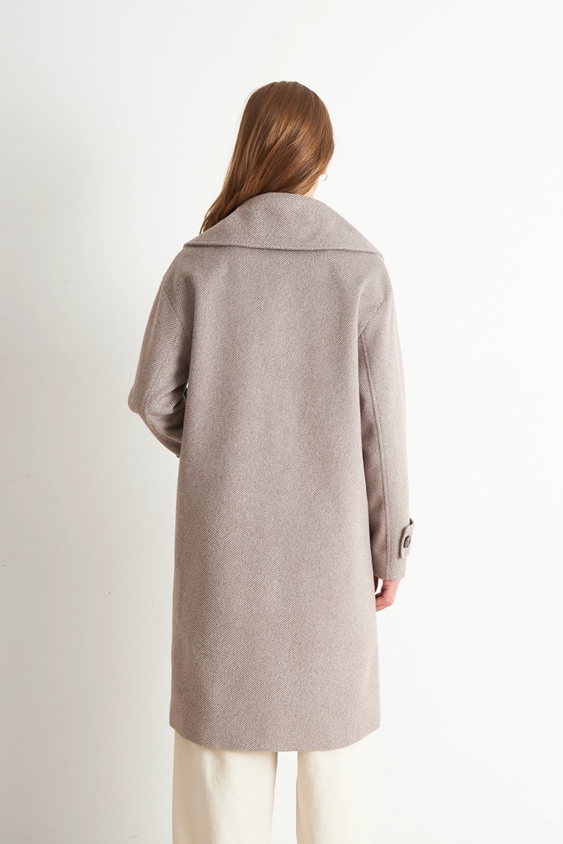 ABRIGO LANILLA CON SOLAPA KHAKI NICOPOLY - 4