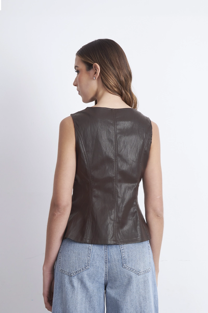 GILET ECO CUERO CAFE NICOPOLY - 4