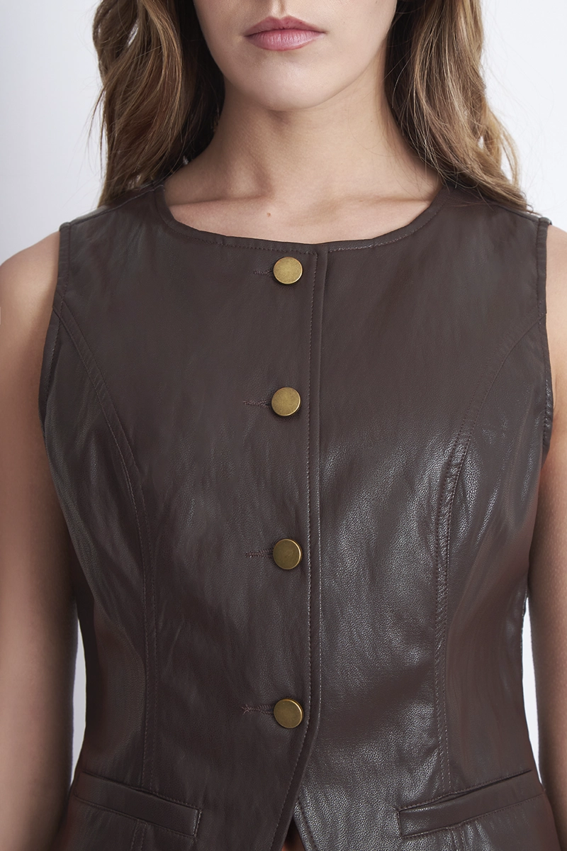 GILET ECO CUERO CAFE NICOPOLY - 6