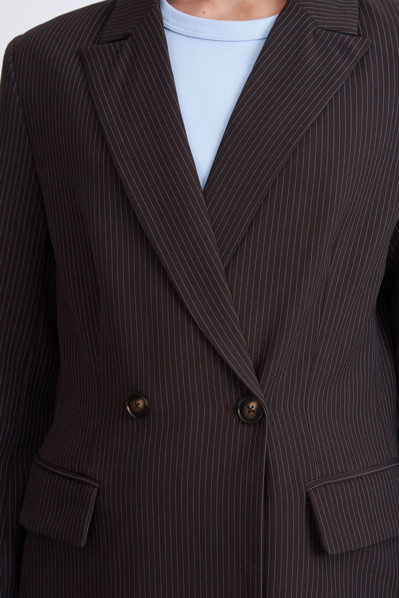 BLAZER CRUZADO RAYAS DIPLOMATICAS CAFE NICOPOLY - 6