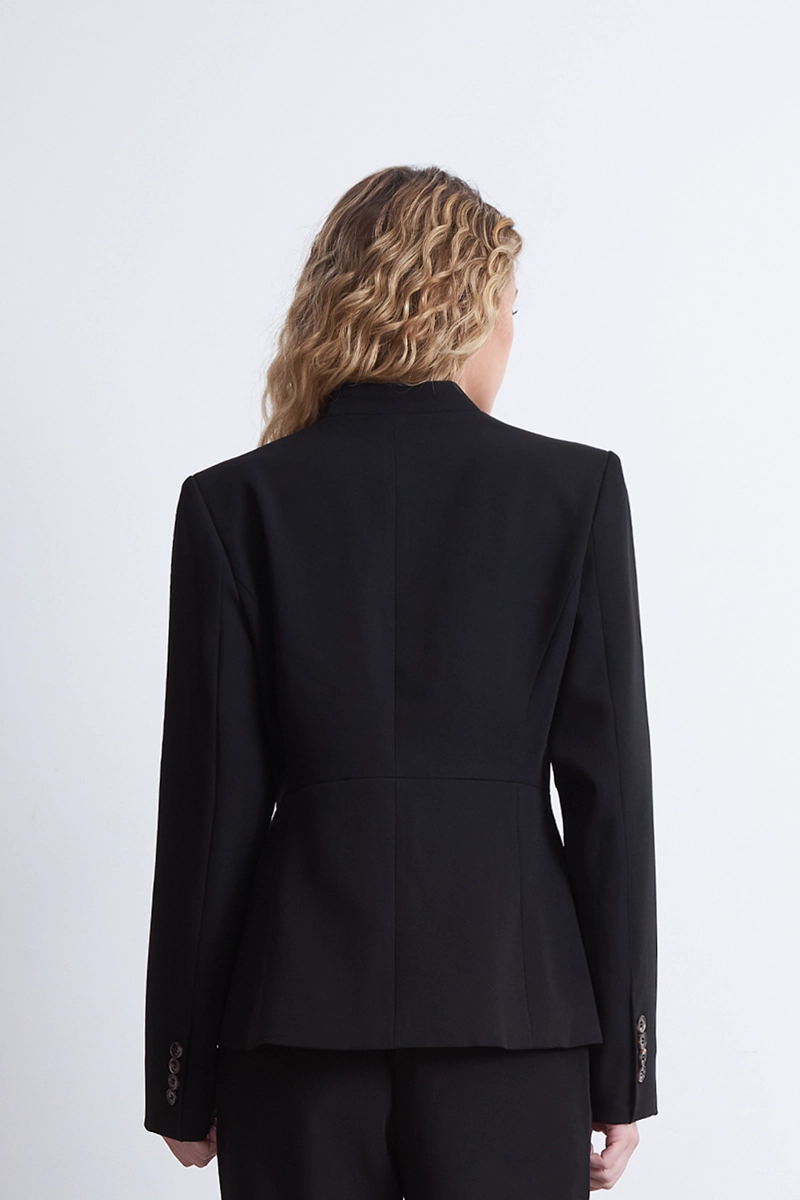 BLAZER BASICO SASTRERO NEGRO MUJER NICOPOLY - 4
