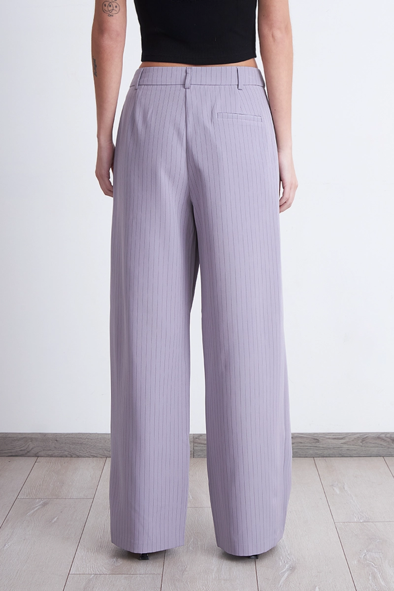PANTALON RECTO RAYA DIPLOMATICA GRIS MUJER NICOPOLY - 4