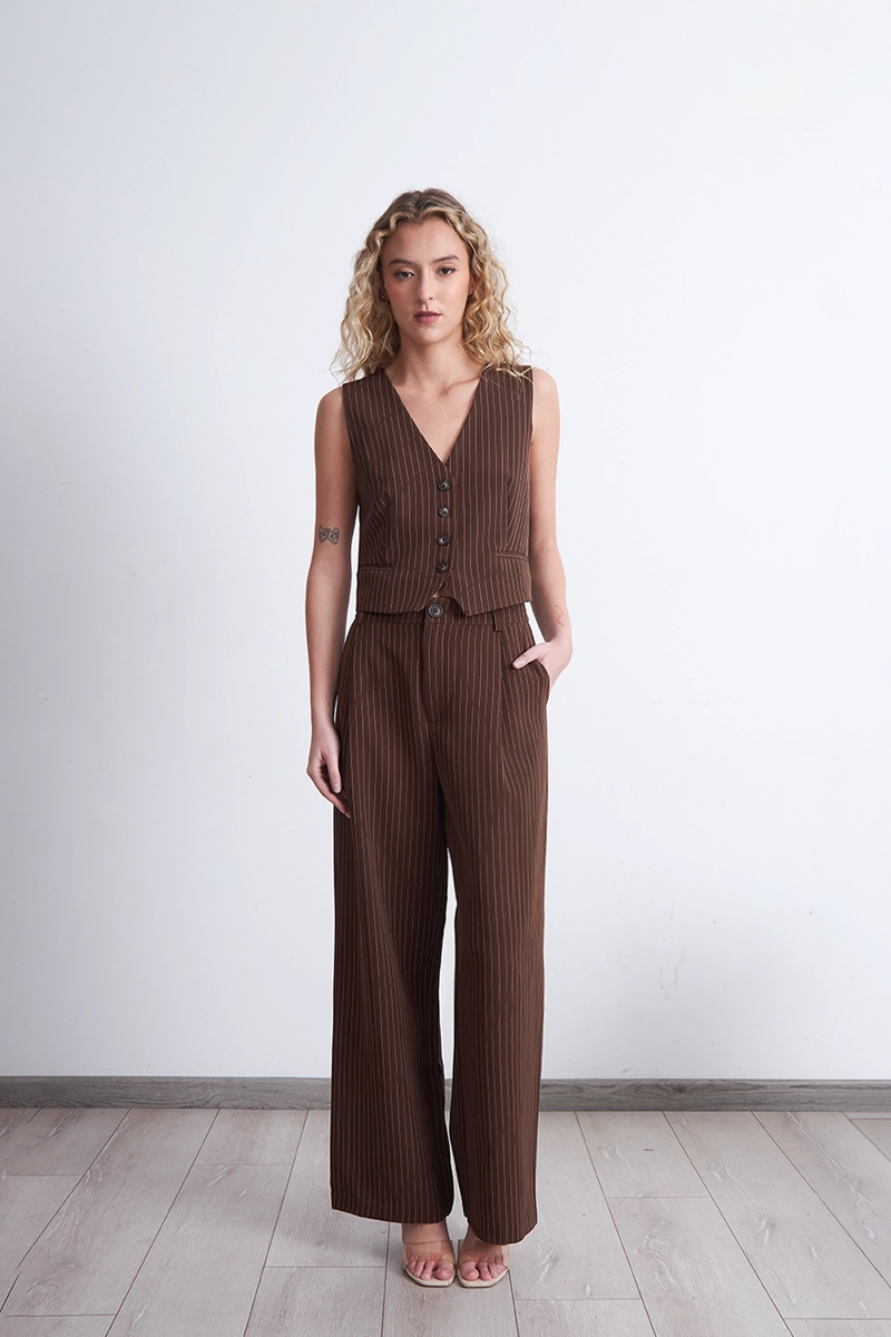 PANTALON RECTO RAYA DIPLOMATICA CAFE MUJER NICOPOLY - 2