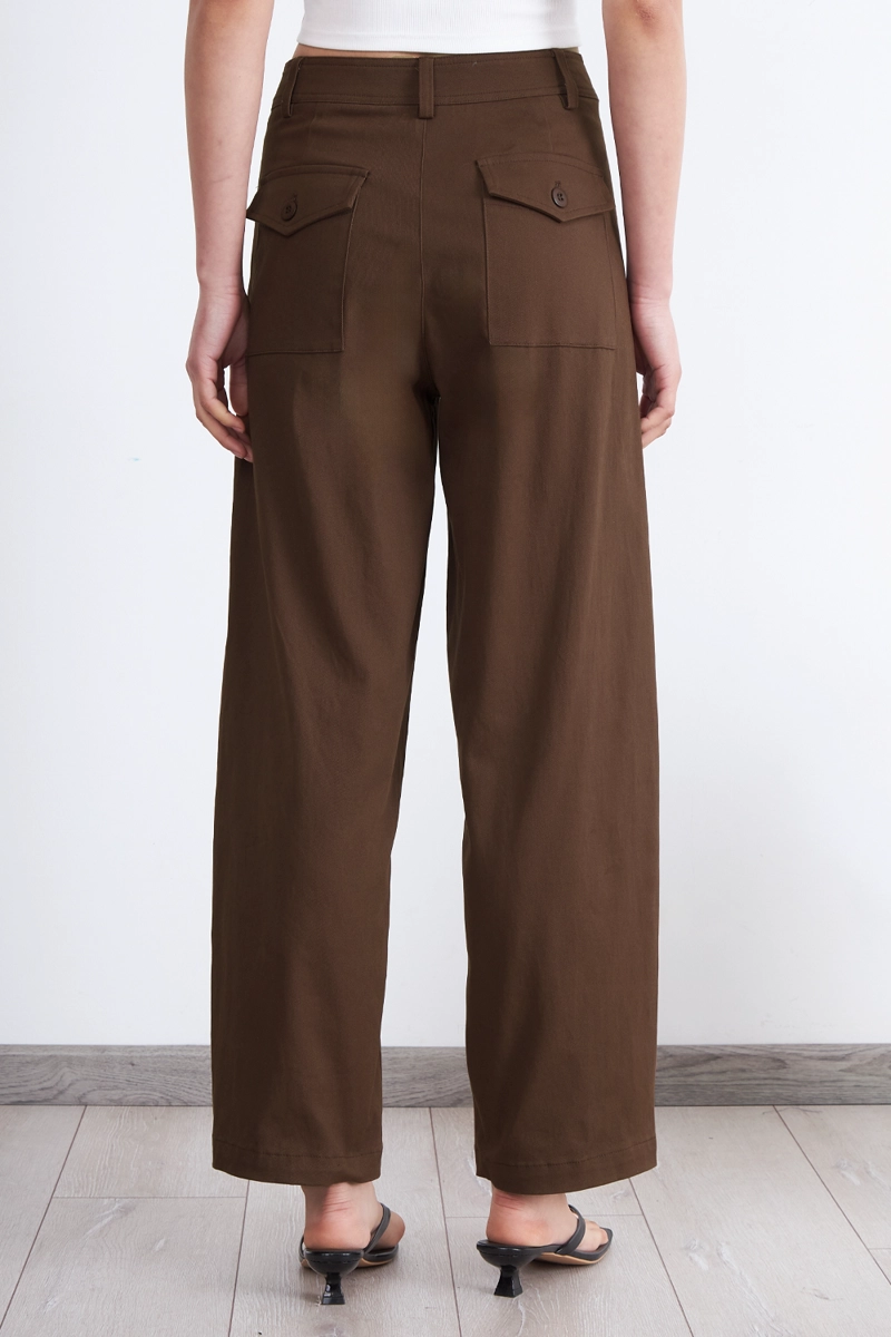 PANTALON CORTE BARREL CAFE MUJER NICOPOLY - 4