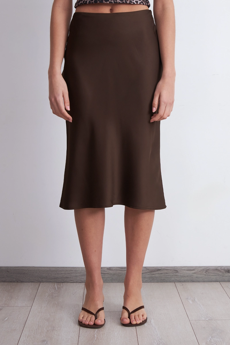 FALDA TIPO SATIN CAFE MUJER NICOPOLY - 1