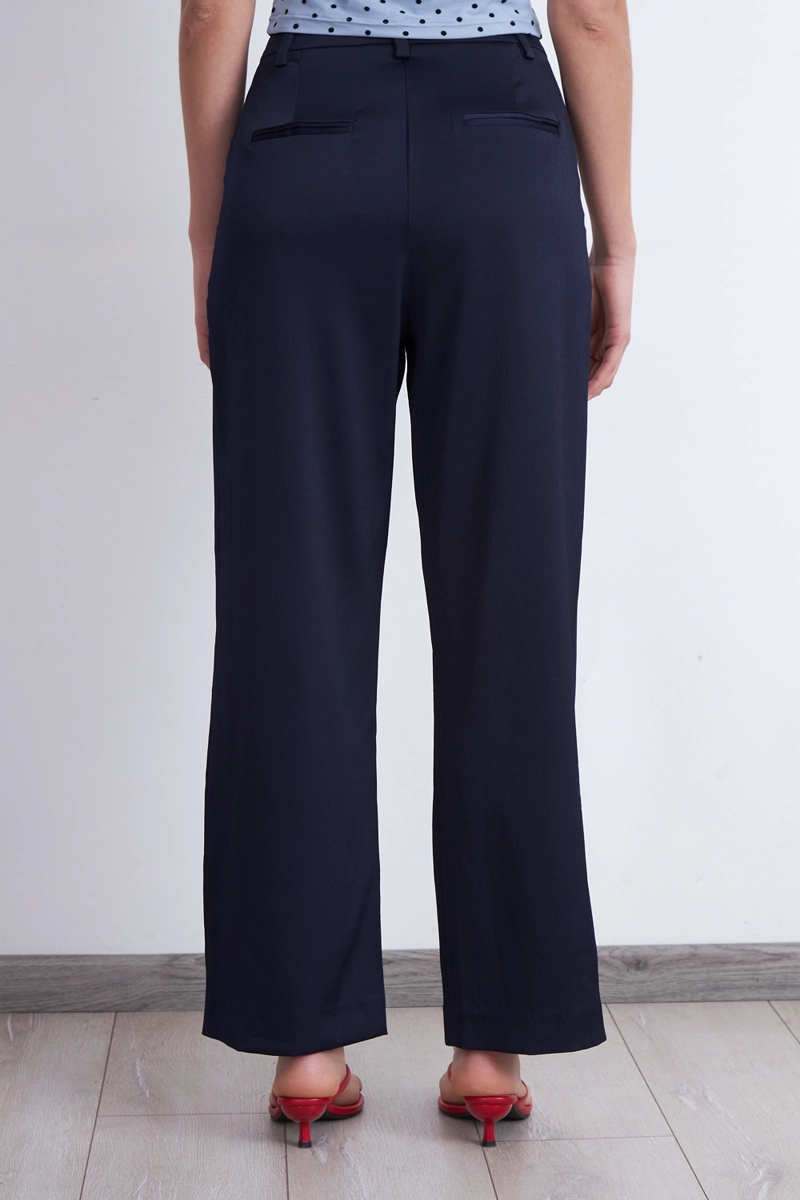 PANTALON SATINADO AZUL MARINO MUJER NICOPOLY - 4