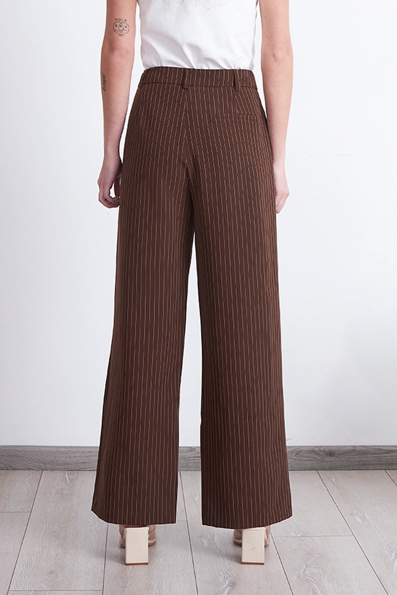 PANTALON RECTO RAYA DIPLOMATICA CAFE  NICOPOLY - 4
