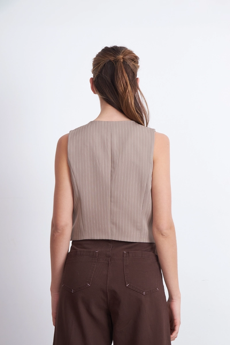 GILET SASTRERO RAYAS DIPLOMATICAS KHAKI NICOPOLY - 4