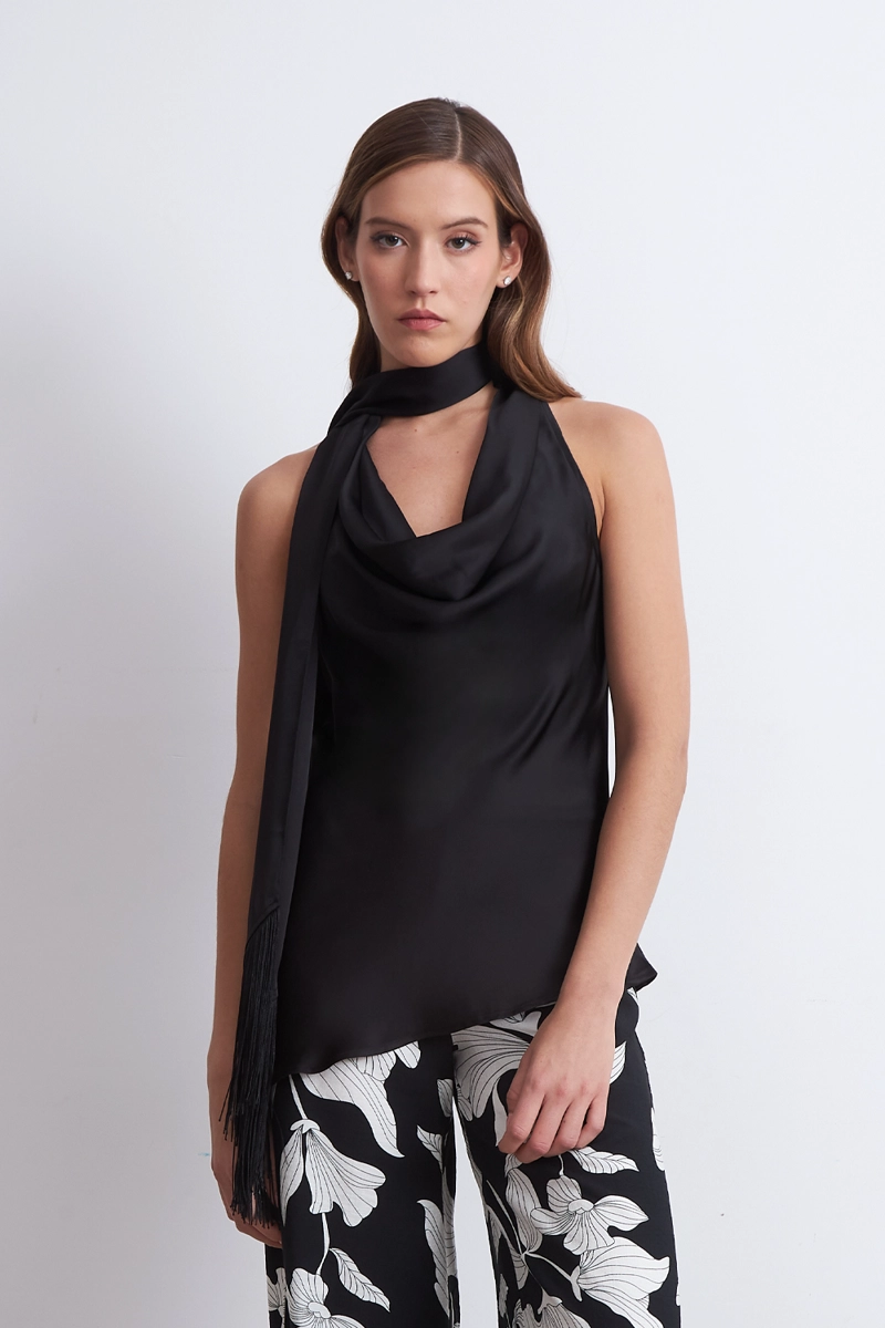 BLUSA DRAPEADA TIPO SATIN CON CORBATIN NEGRO MUJER NICOPOLY - 6
