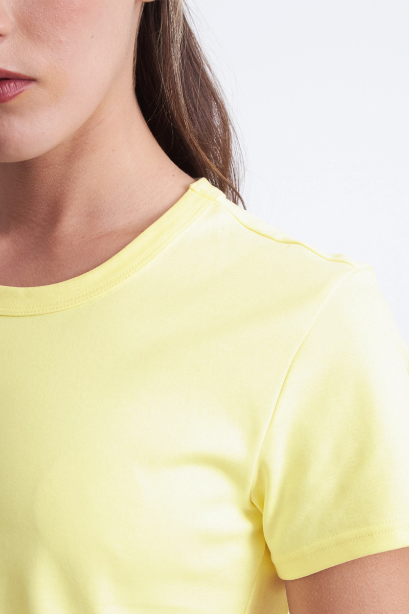 POLERA CUELLO REDONDO MANGA CORTA AMARILLO MUJER NICOPOLY - 7