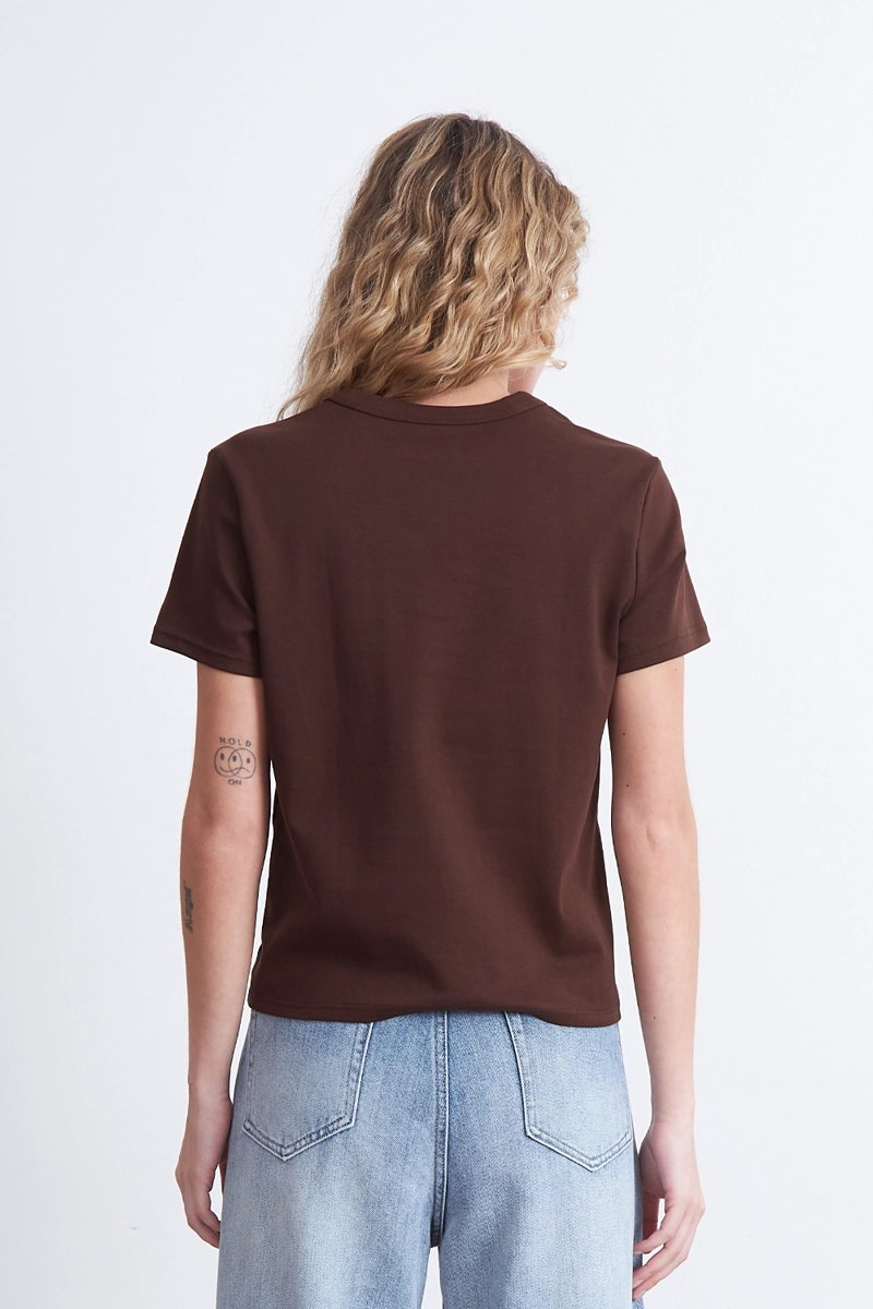 POLERA CUELLO REDONDO MANGA CORTA CAFE MUJER NICOPOLY - 4