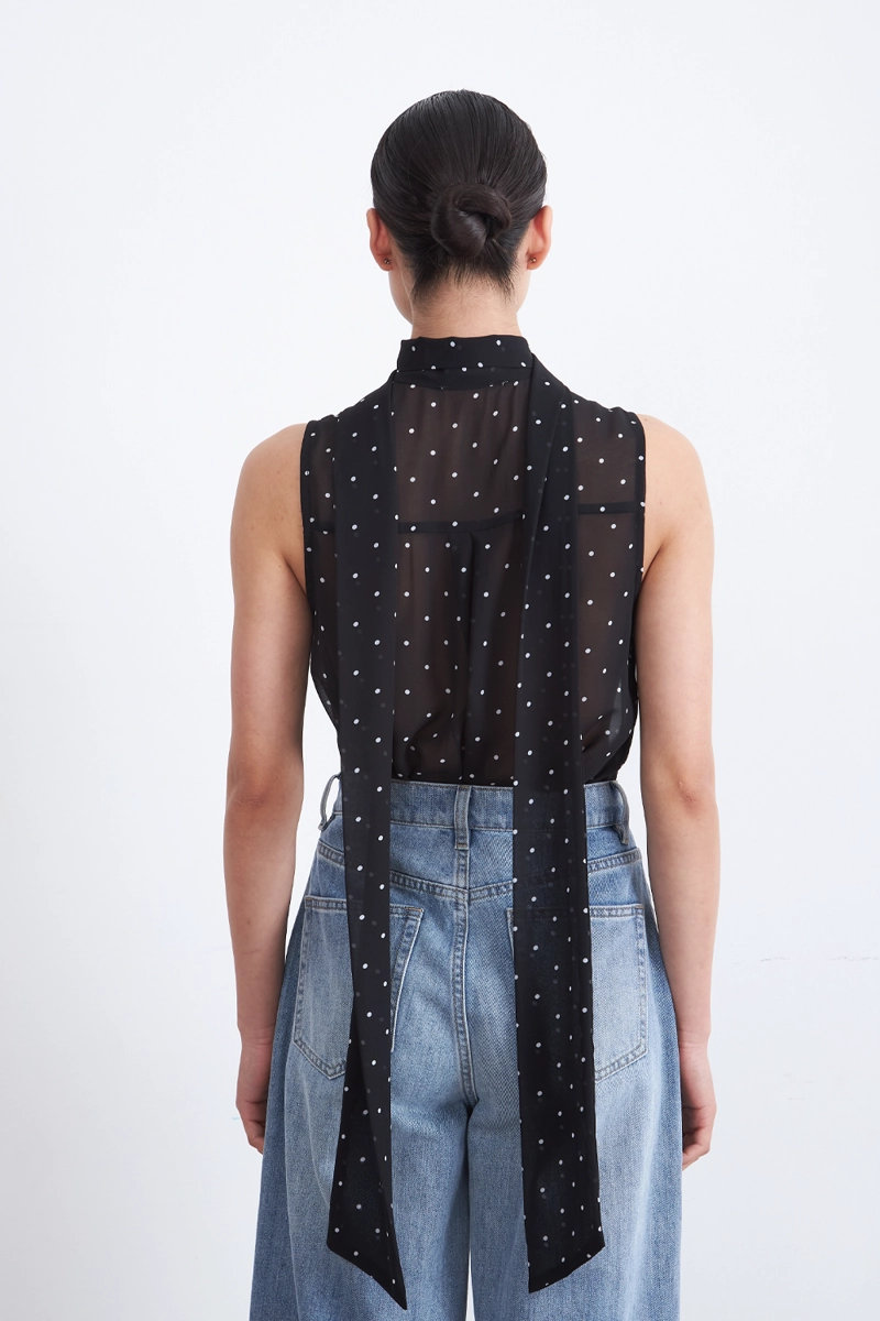 BLUSA PUNTOS CORBATIN NEGRO MUJER NICOPOLY - 4