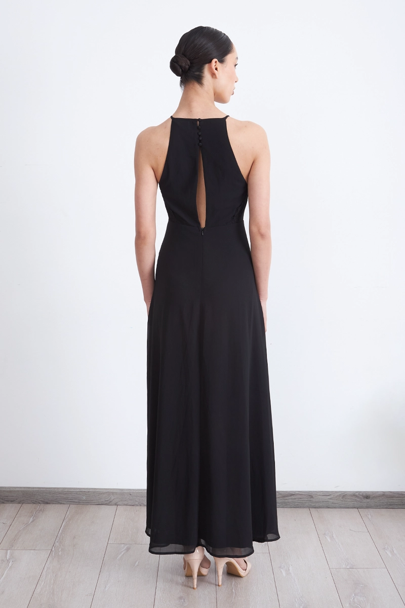 VESTIDO LARGO HALTER DETALLE ENCAJE NEGRO MUJER NICOPOLY - 4