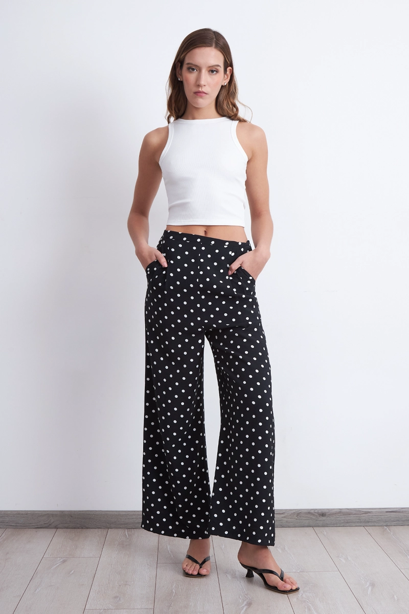 PANTALON RECTOS PUNTOS NEGRO MUJER NICOPOLY - 1