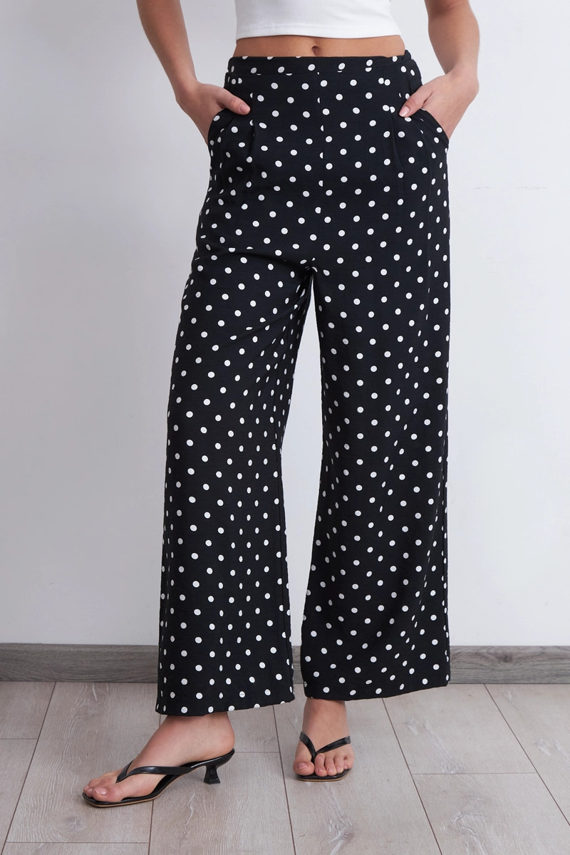 PANTALON RECTOS PUNTOS NEGRO MUJER NICOPOLY - 2