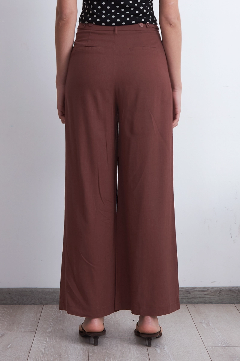 PANTALON TEXTURA LINO CAFE MUJER NICOPOLY - 4