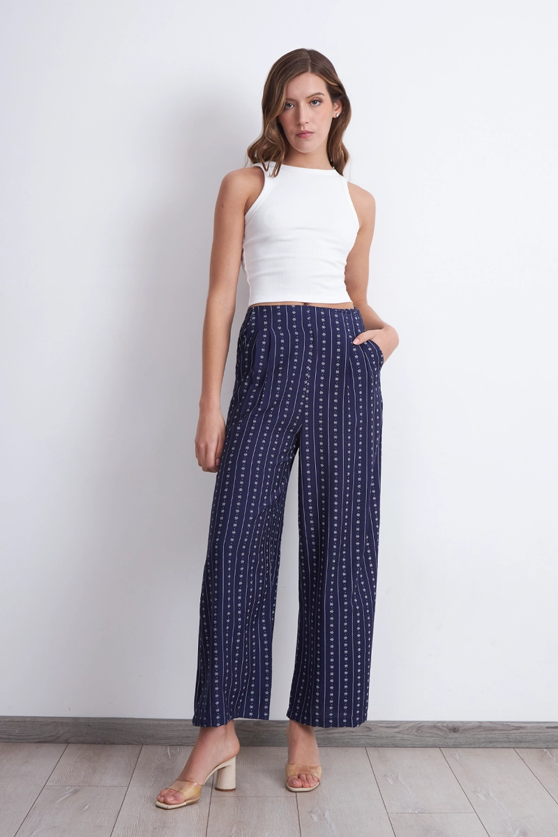 PANTALON PATRON FLORAL AZUL MARINO MUJER NICOPOLY - 1