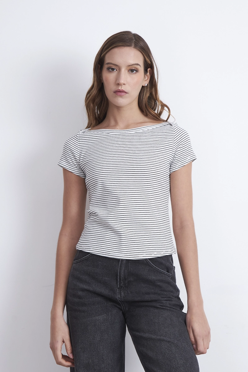 POLERA RAYAS HORIZONTALES CUELLO BOTE BLANCO MUJER NICOPOLY - 1