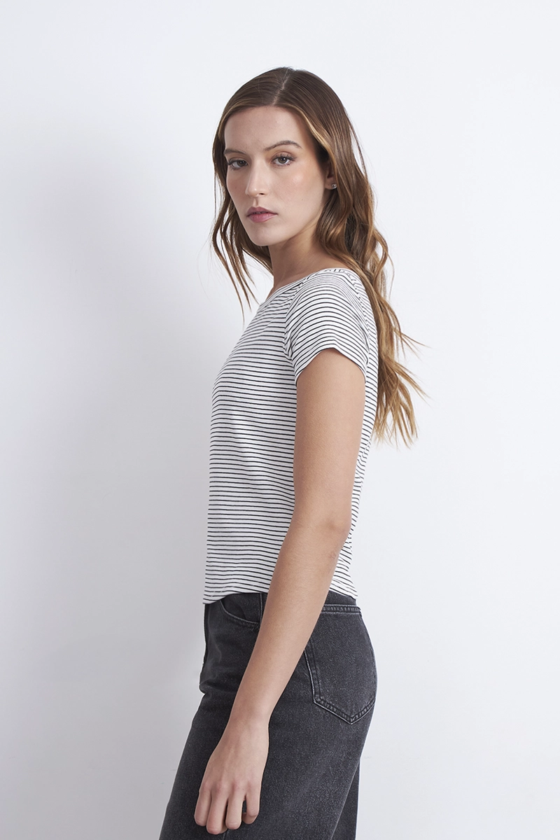 POLERA RAYAS HORIZONTALES CUELLO BOTE BLANCO MUJER NICOPOLY - 3