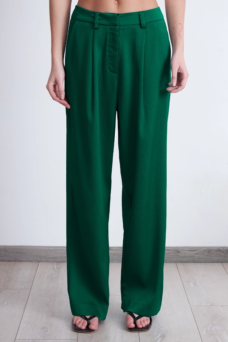 PANTALON SATINADO VERDE NICOPOLY - 6