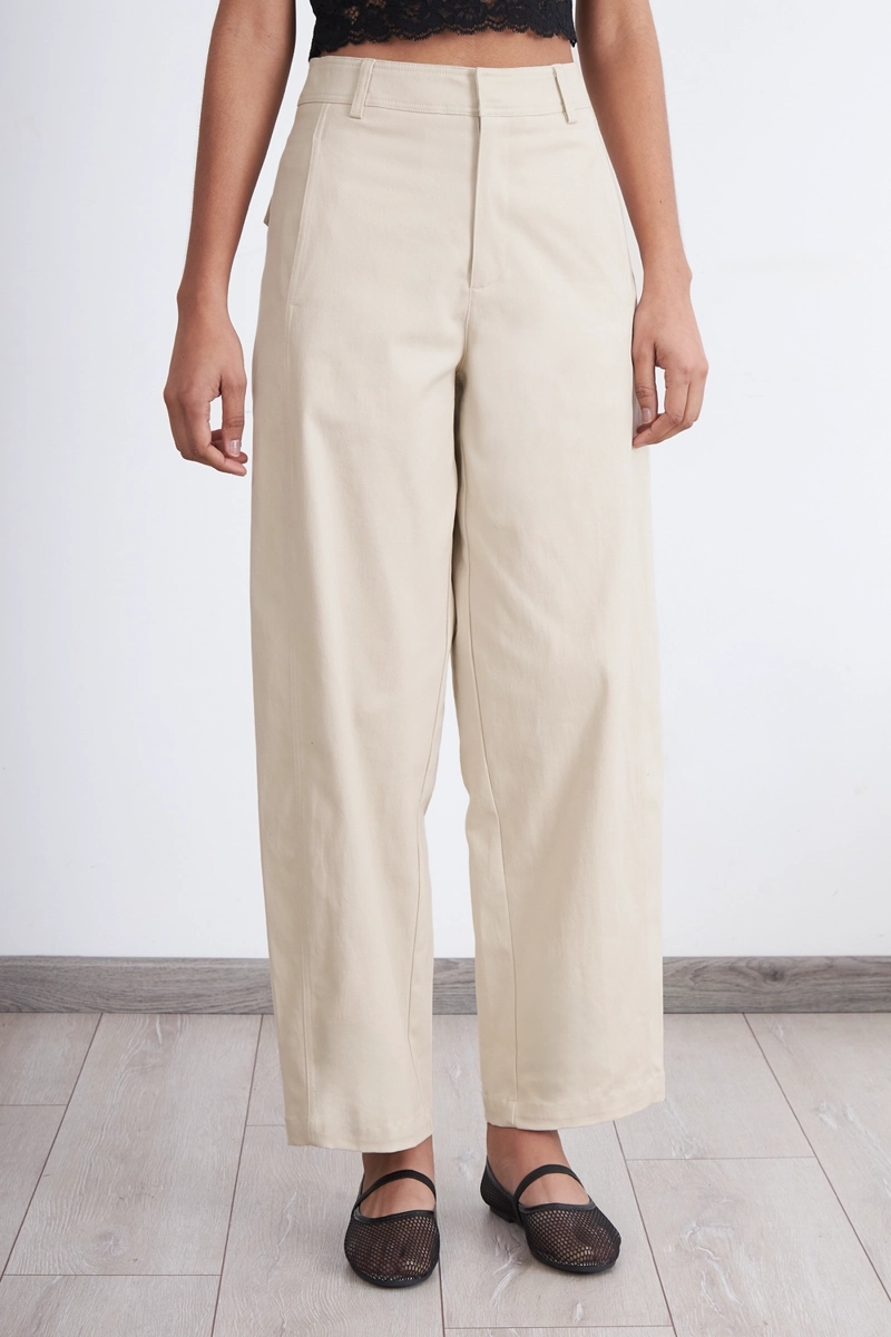 PANTALON CORTE BARREL BEIGE NICOPOLY - 6