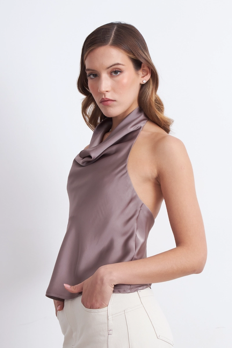 BLUSA DRAPEADA TIPO SATIN CUELLO ALTO ROSADO MUJER NICOPOLY - 3