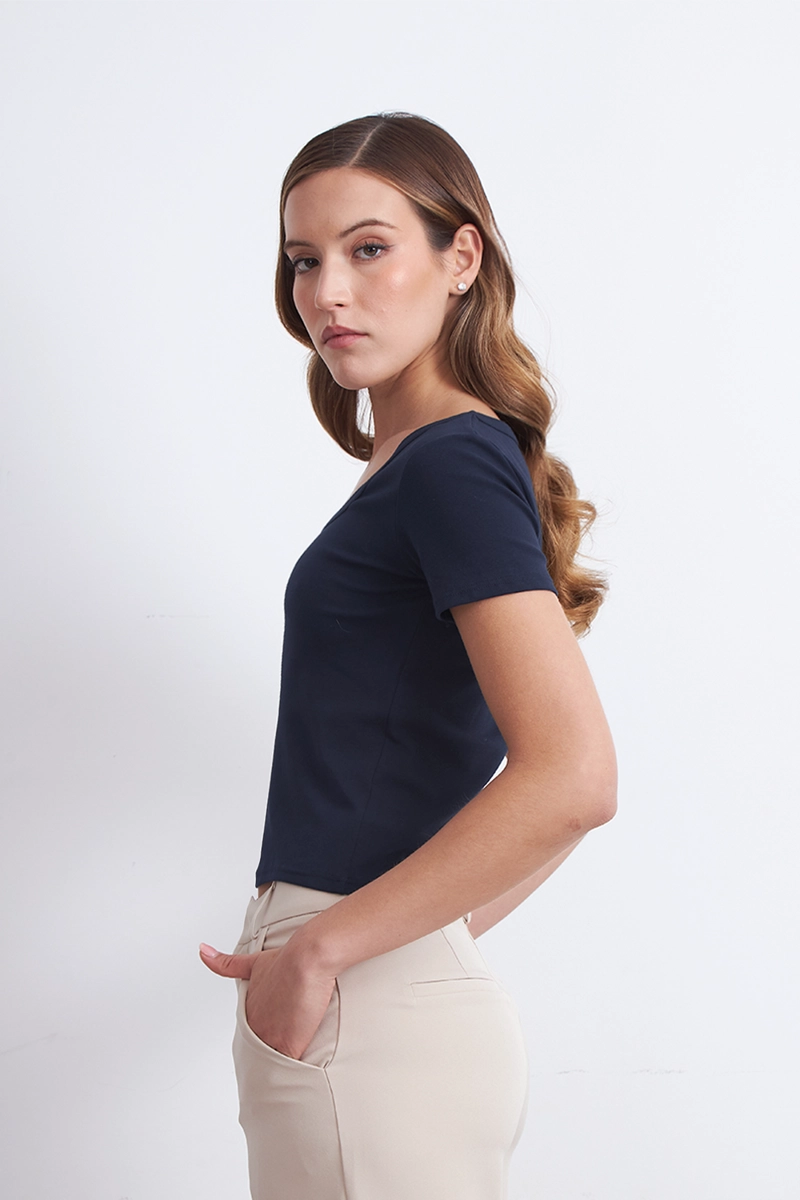 POLERA BASICA MANGA CORTA CUELLO U AZUL MARINO MUJER NICOPOLY - 3
