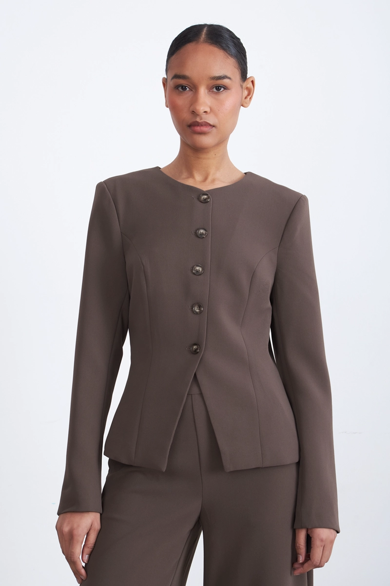 BLAZER PEPLUM BOTONES CAFE MUJER NICOPOLY - 6