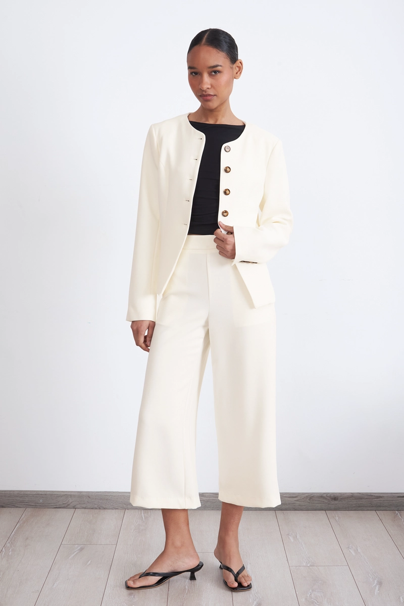 BLAZER PEPLUM BOTONES BLANCO MUJER NICOPOLY - 2