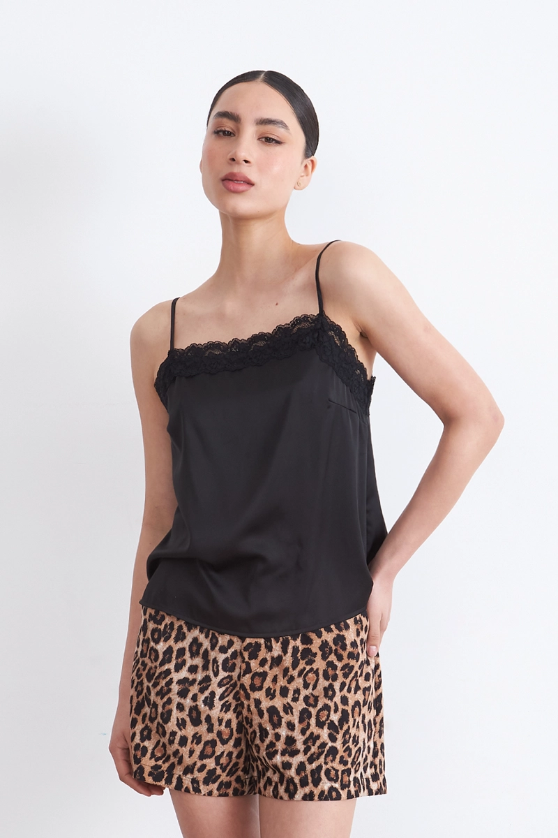 BLUSA TIPO SATIN ESCOTE CUADRADO NEGRO MUJER NICOPOLY - 1